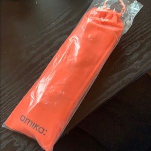 Brand new straightener.